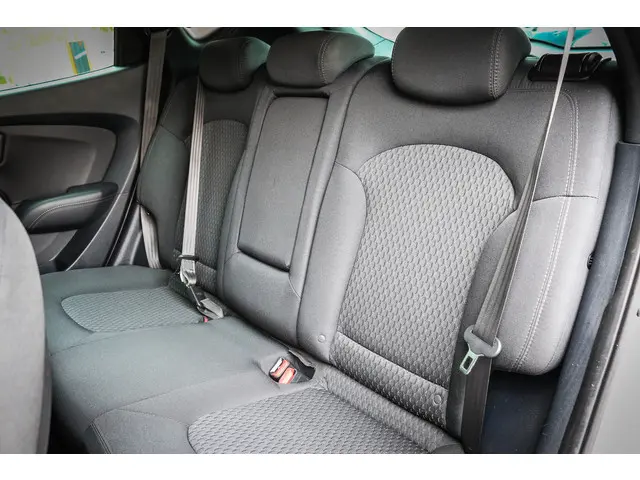Hyundai ix35 1.6i GDI Dynamic 2013 Benzine 7