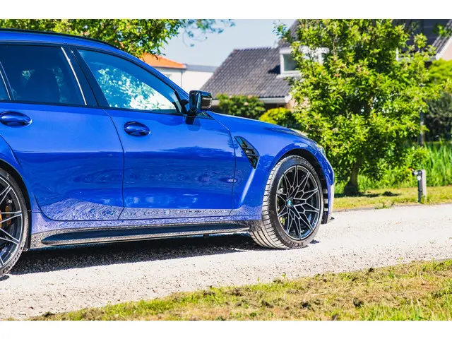 BMW M3 3-serie Touring xDrive Competition 2023 Benzine 23