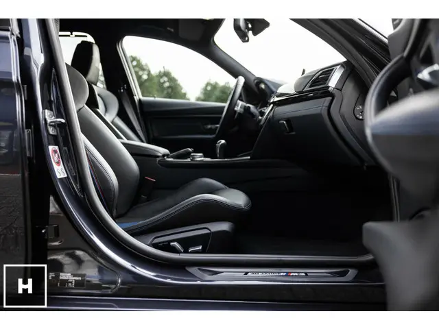 BMW M3 3-serie 30 Jahre Edition 2017 Benzine 32
