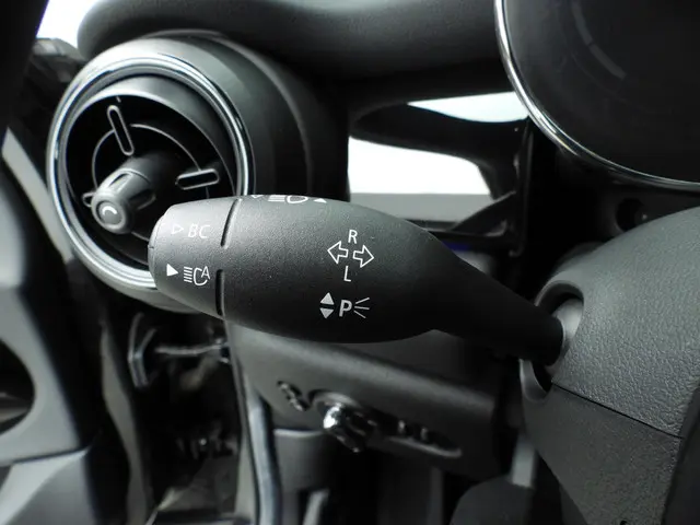 MINI 5-Deurs Cooper 2023 Benzine 19