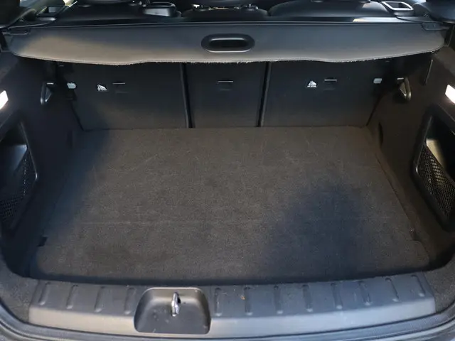 MINI Clubman JCW ALL4 2020 Benzine 12