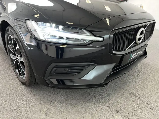 Volvo V60 2.0 B3 Momentum Advantage 2021 Benzine 16