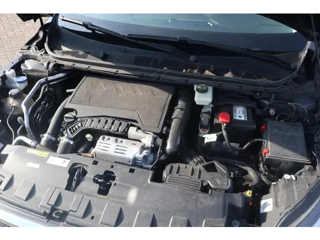 Peugeot 308 SW 1.2 PureTech Tech Edition 2019 Benzine 30