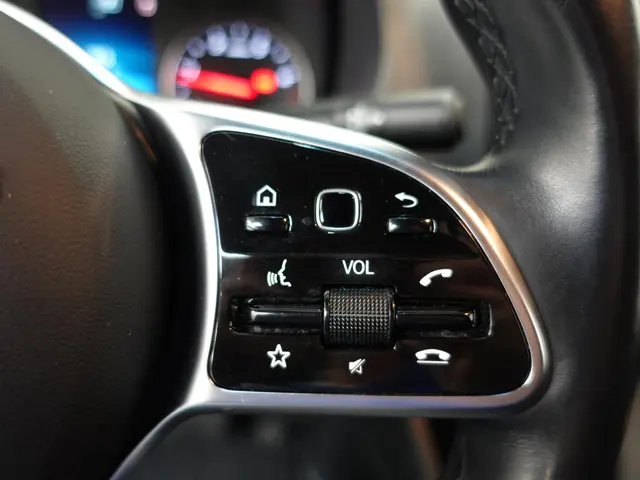 Mercedes-Benz Sprinter L2H2 2022 Diesel 18