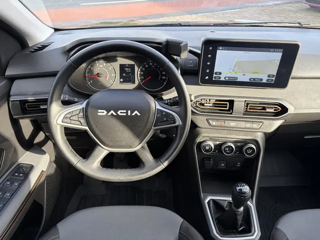 Dacia Sandero Stepway 1.1 TCe 110 Extreme 2024 Benzine 27