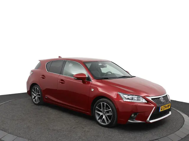 Lexus CT 3