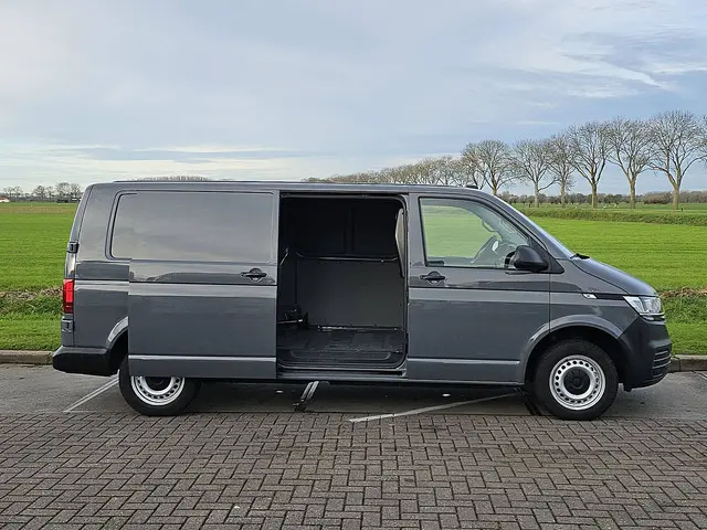 Volkswagen Transporter 2.0 TDI 2020 Diesel 14