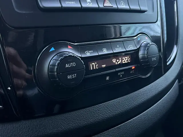 Mercedes-Benz Vito 119 CDI Lang 2021 Diesel 15