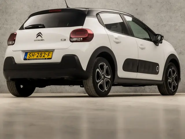 Citroën C3 1.2 PureTech Shine Sport 2018 Benzine 5