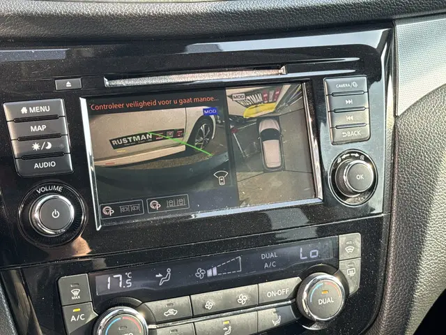 Nissan QASHQAI 1.3 DIG-T Tekna 2020 Benzine 38