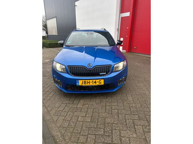 Škoda Octavia Combi 2.0 TSI RS 2014 Benzine 2