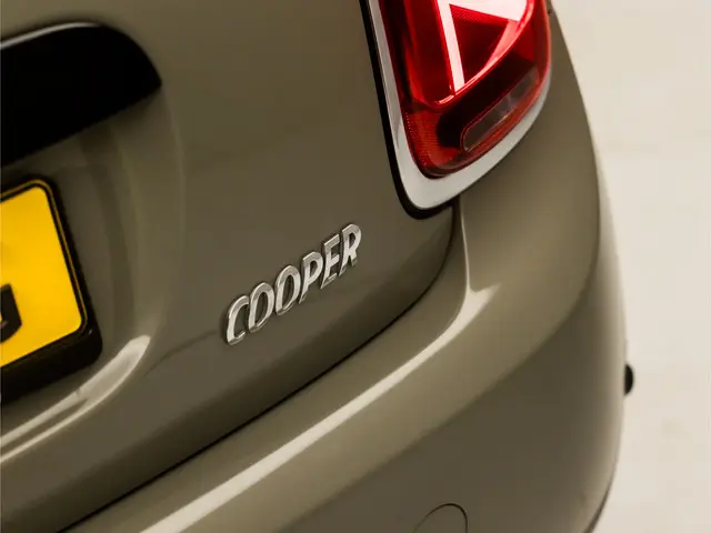 MINI Cooper Mini 1.5 Chili Sport 2020 Benzine 25