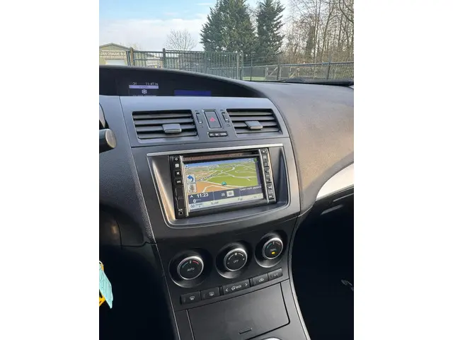 Mazda 3 1.6 Business /Navi/Airco/Nw apk/ 2013 Benzine 10