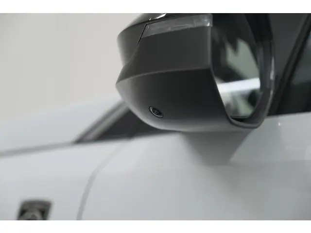 Peugeot 3008 Hybrid 136 e-DSC6 GT 2024 Hybride Benzine 26