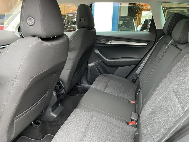 Škoda Karoq 1.5 TSI ACT Business Edition 2019 Benzine 8