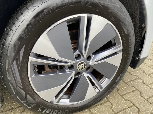 Škoda Enyaq iV 60 2021 Elektrisch 6