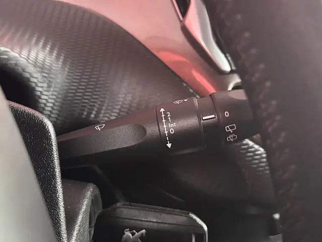 Peugeot 2008 1.2 VTi Blue Lease 2014 Benzine 30