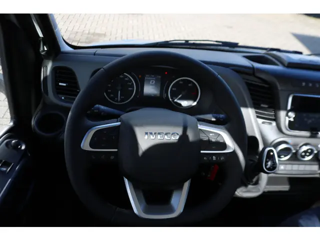 Iveco Daily 35S18 Oprijwagen 2024 Diesel 11