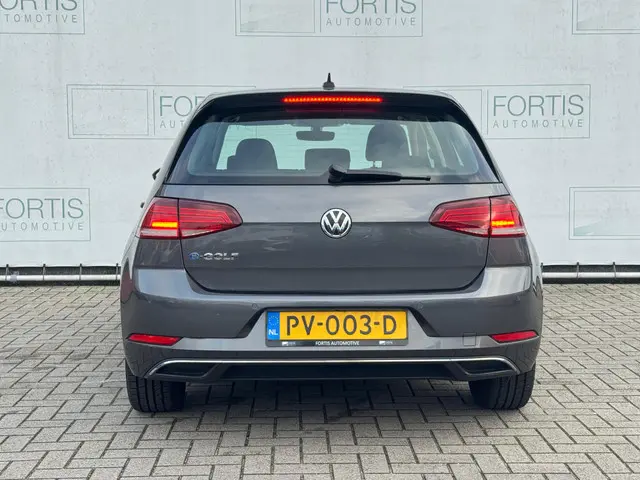Volkswagen e-Golf e-Golf 2017 Elektrisch 21