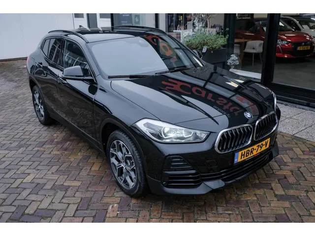 BMW X2 SDrive18i High Executive|Navi|Camera|18'' 2023 Benzine 38
