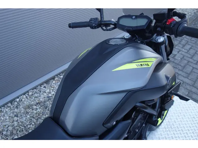 Yamaha MT 07 ABS 2018 Benzine 13
