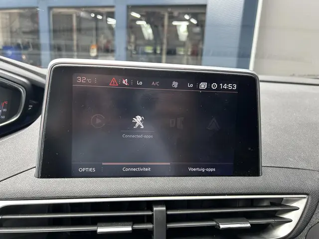 Peugeot 3008 1.2 Turbo 130 PK GT Line 2019 Benzine 21