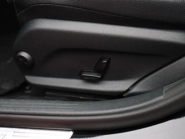 Mercedes-Benz C-Klasse 160 Prestige 2015 Benzine 12