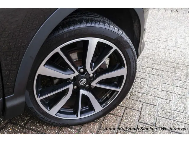 Nissan QASHQAI 1.2 Premier Edition 2014 Benzine 10