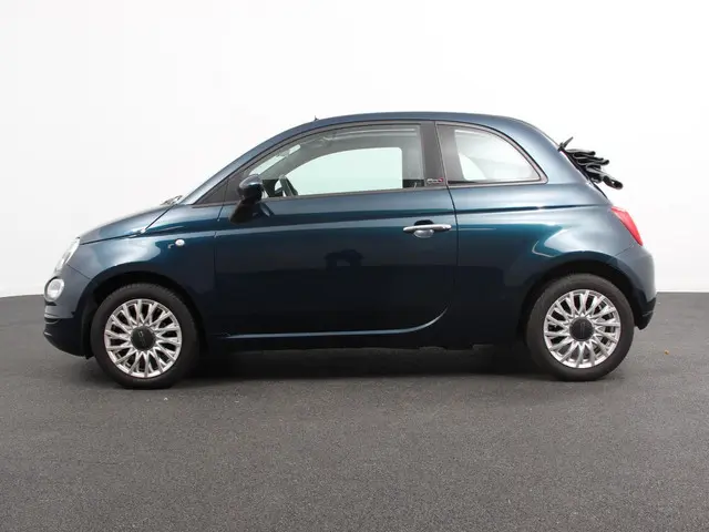 Fiat 500C 1.0 Hybrid Lounge Plus 2021 Benzine 10