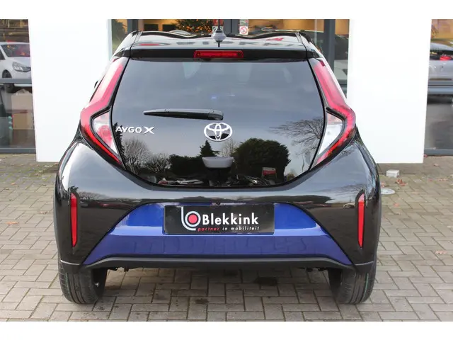 Toyota Aygo X 1.0 VVT-i S-CVT Pulse 2024 Benzine 12