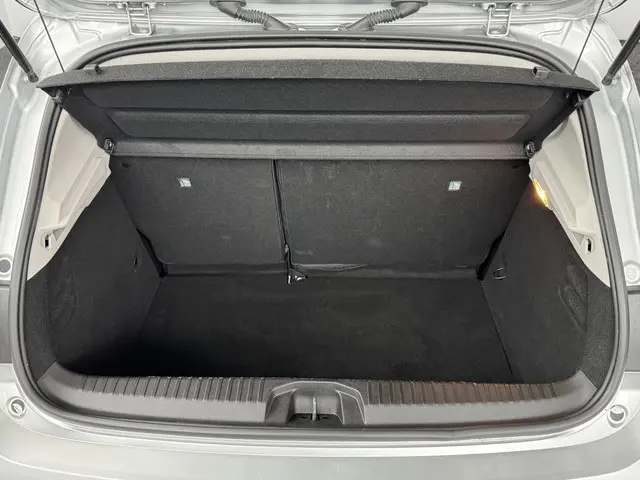 Renault Clio 1.0 TCe Intens 2019 Benzine 16