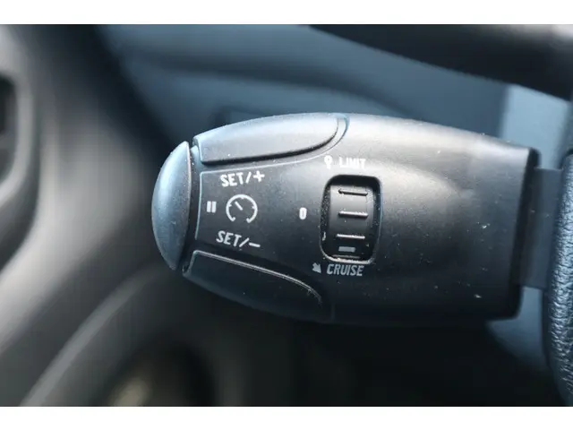 Citroën Berlingo 1.6 BlueHDI 75 Club 2018 Diesel 37