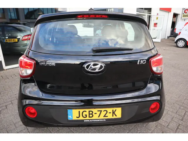 Hyundai i10 1.0i COMFORT-PACK 2020 Benzine 19