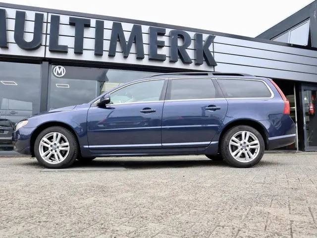 Volvo V70 2