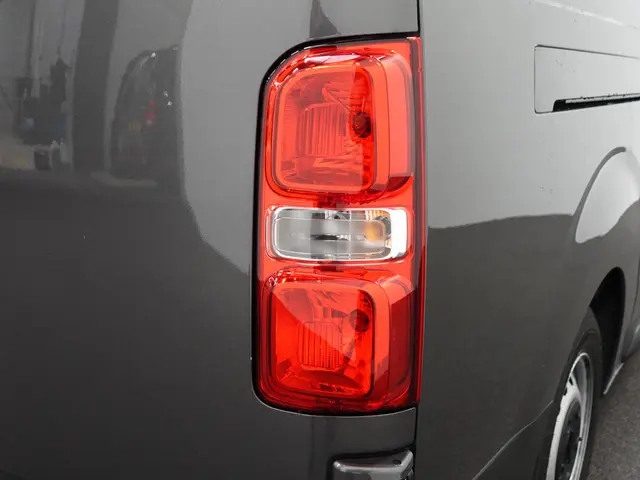 Opel Vivaro-e L3H1 Edition 75 kWh 2022 Elektrisch 11