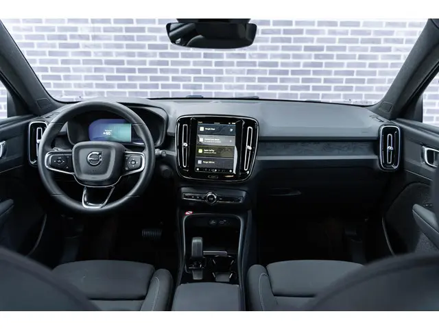 Volvo XC40 Extended Range Plus 2023 Elektrisch 7