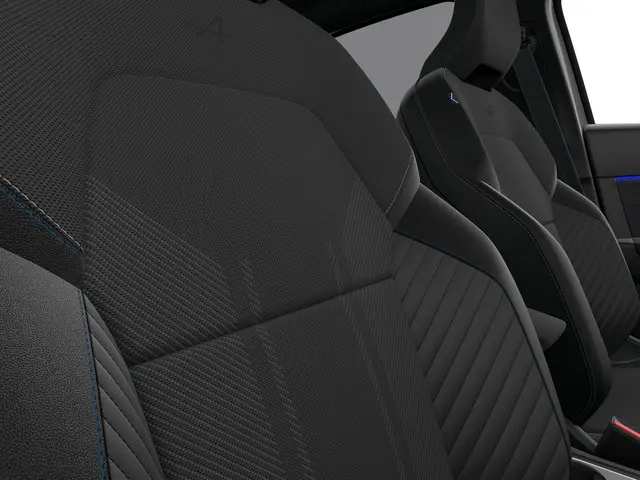 Renault Captur esprit Alpine 2026 Hybride Benzine 14