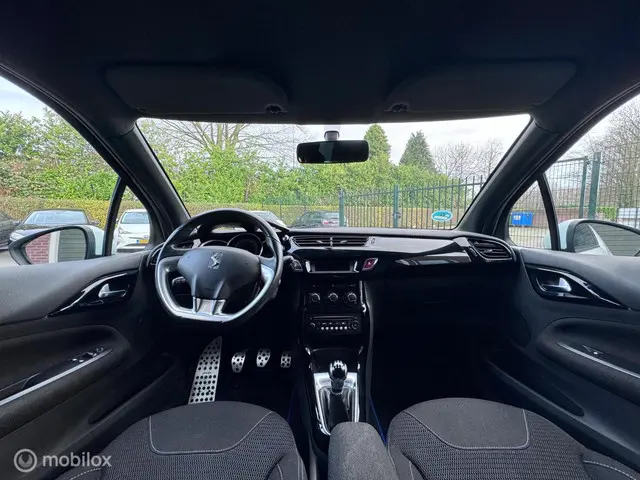 Citroën DS3 1.2 VTi So Chic 2014 Benzine 11