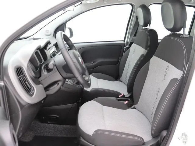 Fiat Panda 0.9 TwinAir Lounge 2017 Benzine 12