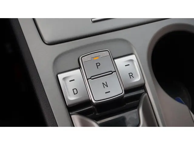 Hyundai Kona EV Comfort 64 kWh 3-fase 2020 Elektrisch 21