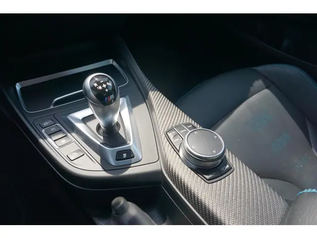 BMW M2 Coupé 2020 Benzine 32
