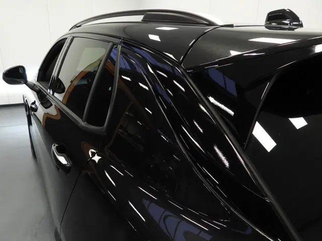 Lynk & Co 01 1.5 PHEV BlackEdition 2023 Hybride Benzine 39