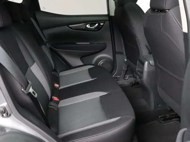 Nissan QASHQAI 1.3 DIG-T Design Edition 2021 Benzine 28