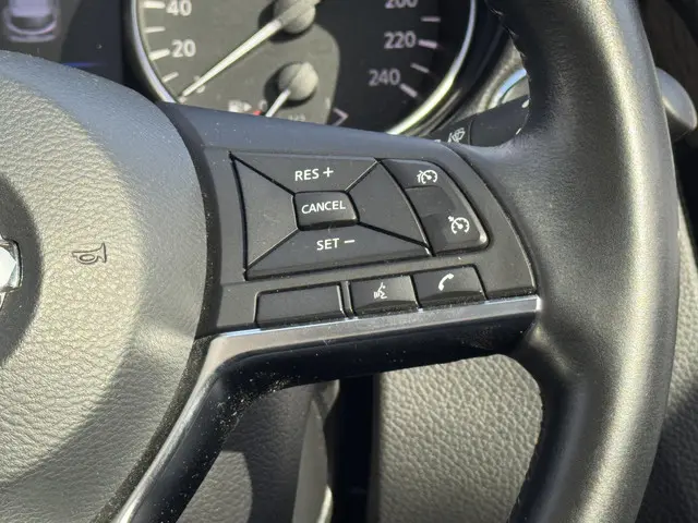 Nissan QASHQAI 1.3 DIG-T Business Edition 2019 Benzine 33