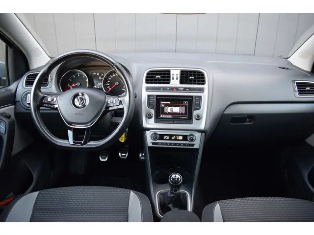 Volkswagen Polo 1.2 TSi Cross 2014 Benzine 5