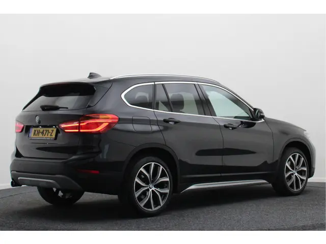 BMW X1 sDrive18i Centennial High Executive 2016 Benzine 19