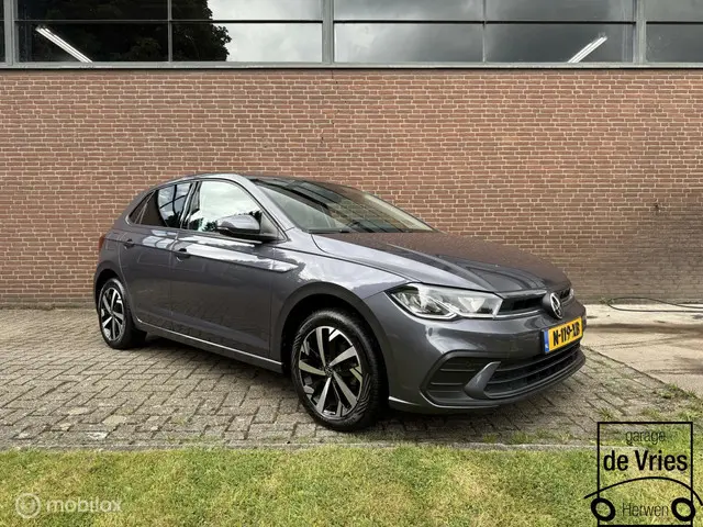 Volkswagen Polo 2