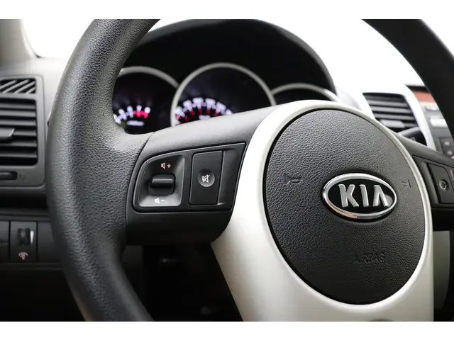 Kia Venga 1.4 CVVT Comfort Pack 2012 Benzine 20