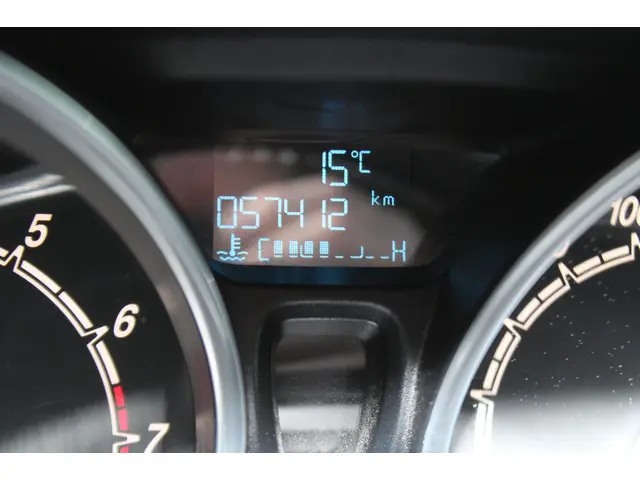 Ford B-MAX 1.4 2014 Benzine 17