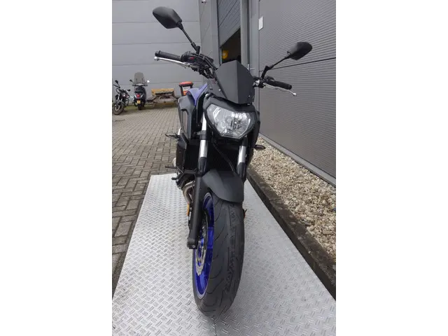 Yamaha MT 07 ABS 2018 Benzine 4